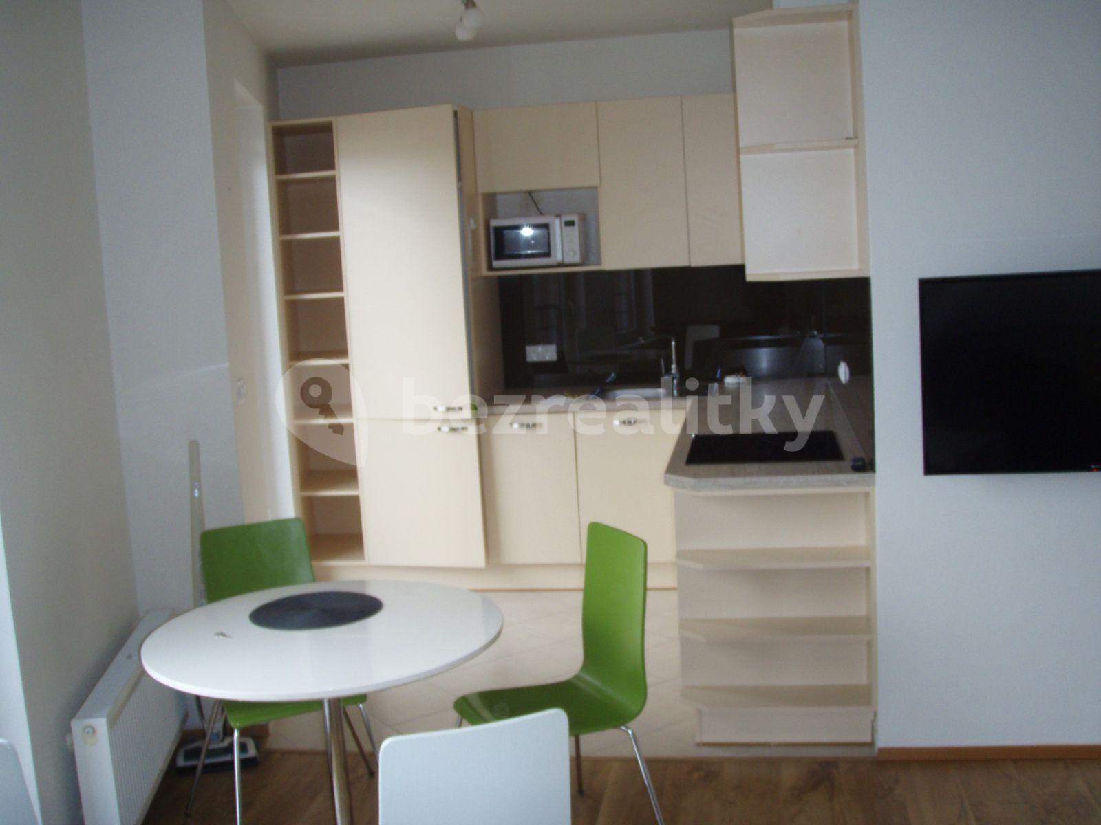 2+kk, Papírníkova 1007/2, Praha 4 - Kamýk