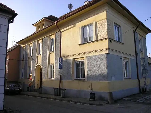 2+1, 5. května, Nové Hrady, České Budějovice, Jihočeský kraj
