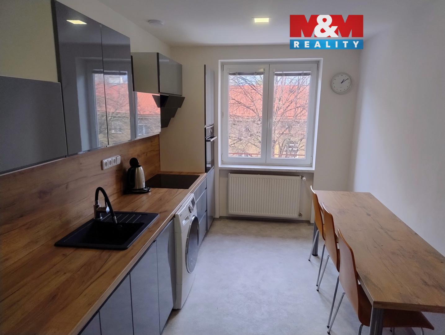 2+1, náměstí Svaté Hedviky, Opava, Moravskoslezský kraj