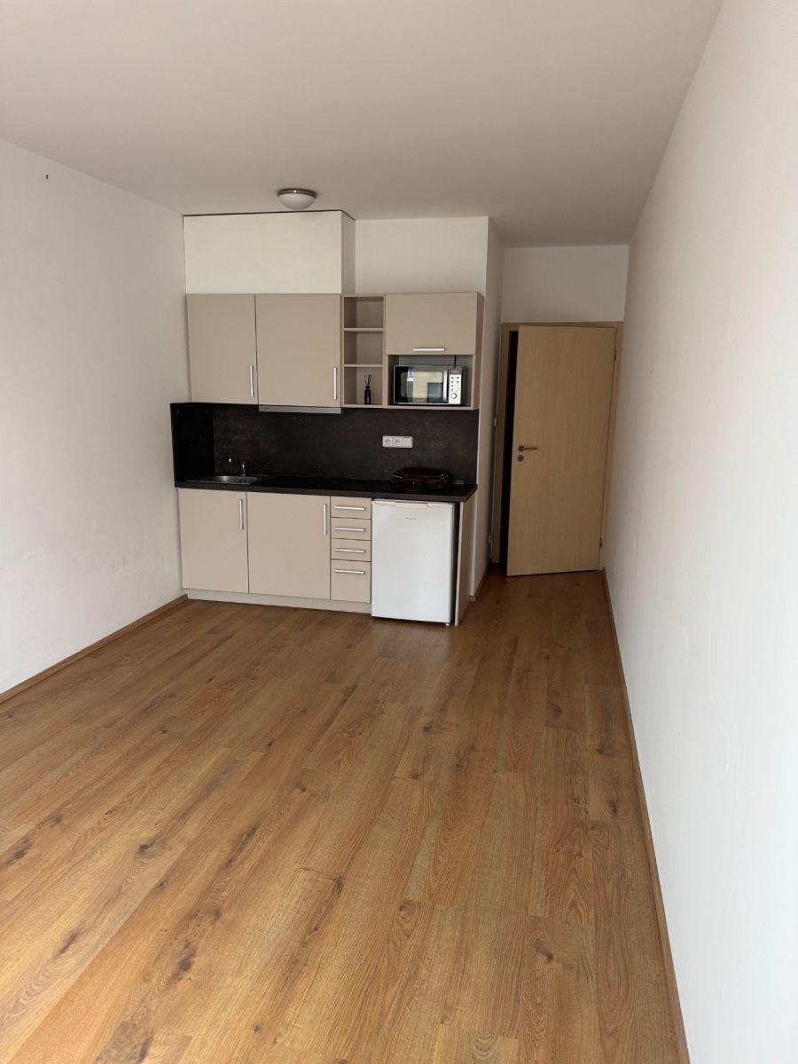 1+kk, Zakšínská 611/3, Praha 9 - Střížkov