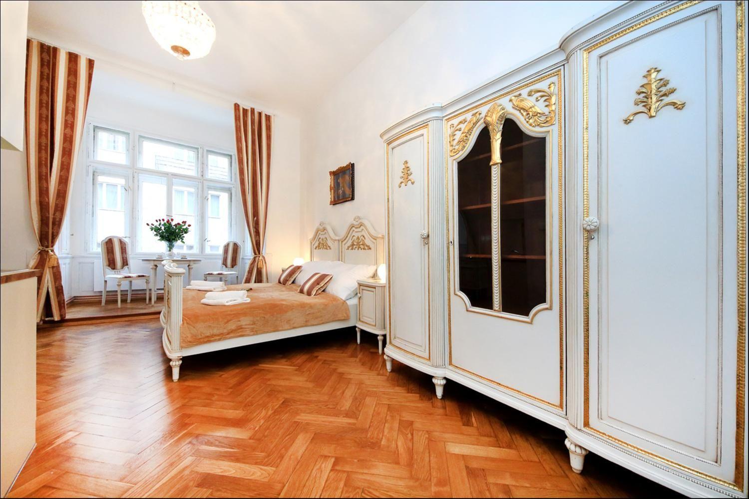 1+kk, Vodičkova 730/9, Praha 1 - Nové Město