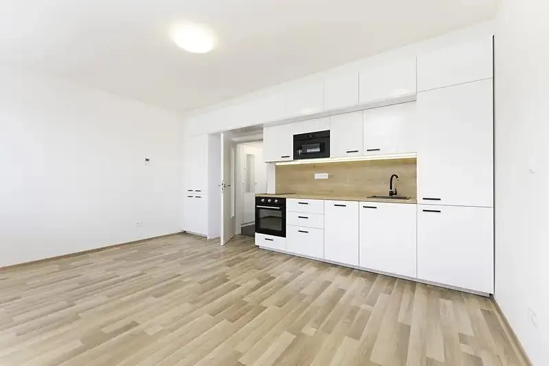 1+kk, Hlinecká 1087/4, Brno-město, Jihomoravský kraj