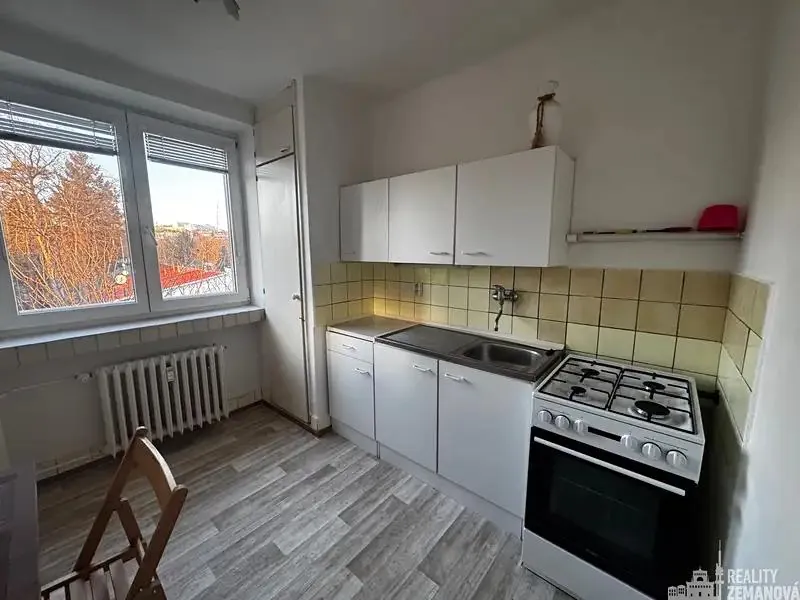 1+1, Višňová 1343/20, Praha 4 - Krč