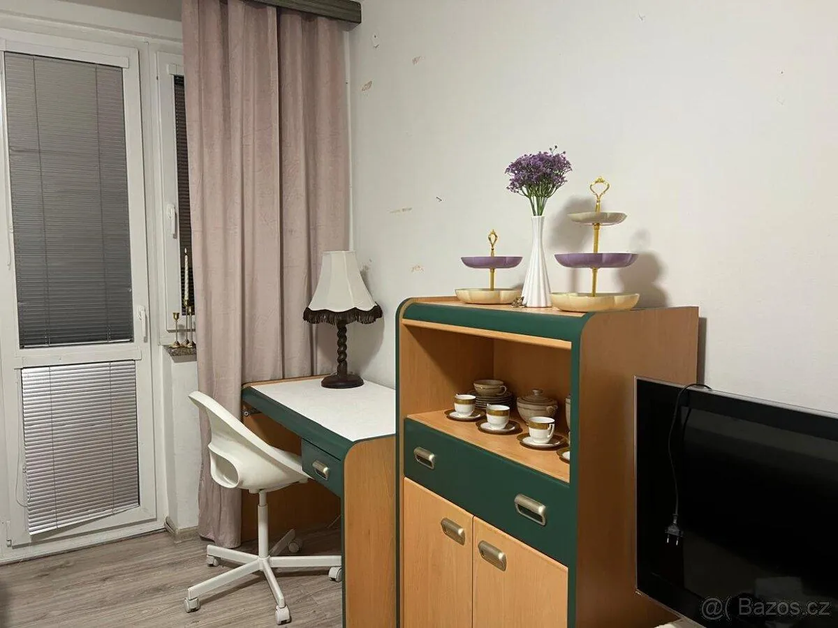 Pokoj, Zarámí 4090, Zlín, Zlínský kraj