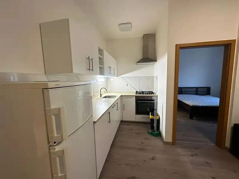 2+kk, Na Dědince 817/9, Praha 8 - Libeň