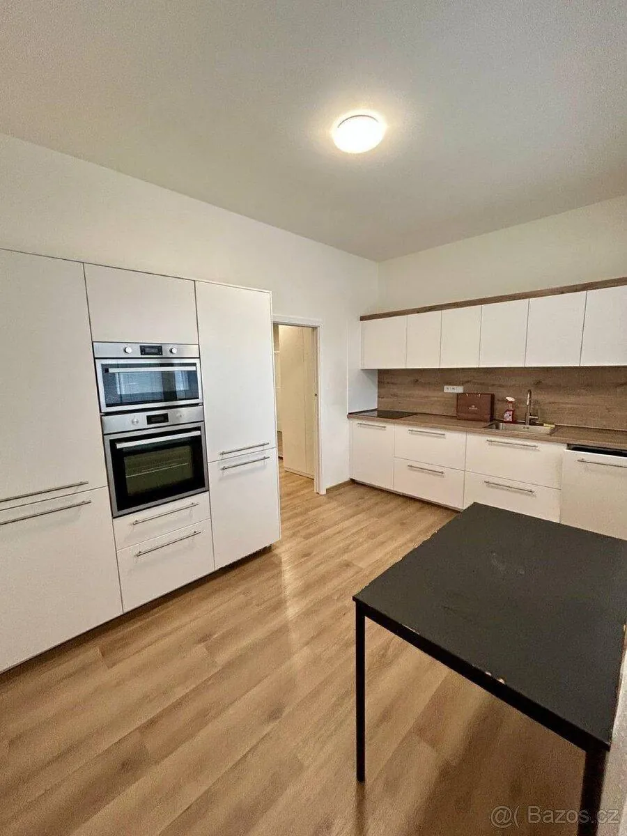 3+kk, Olšanská, Praha 3 - Žižkov