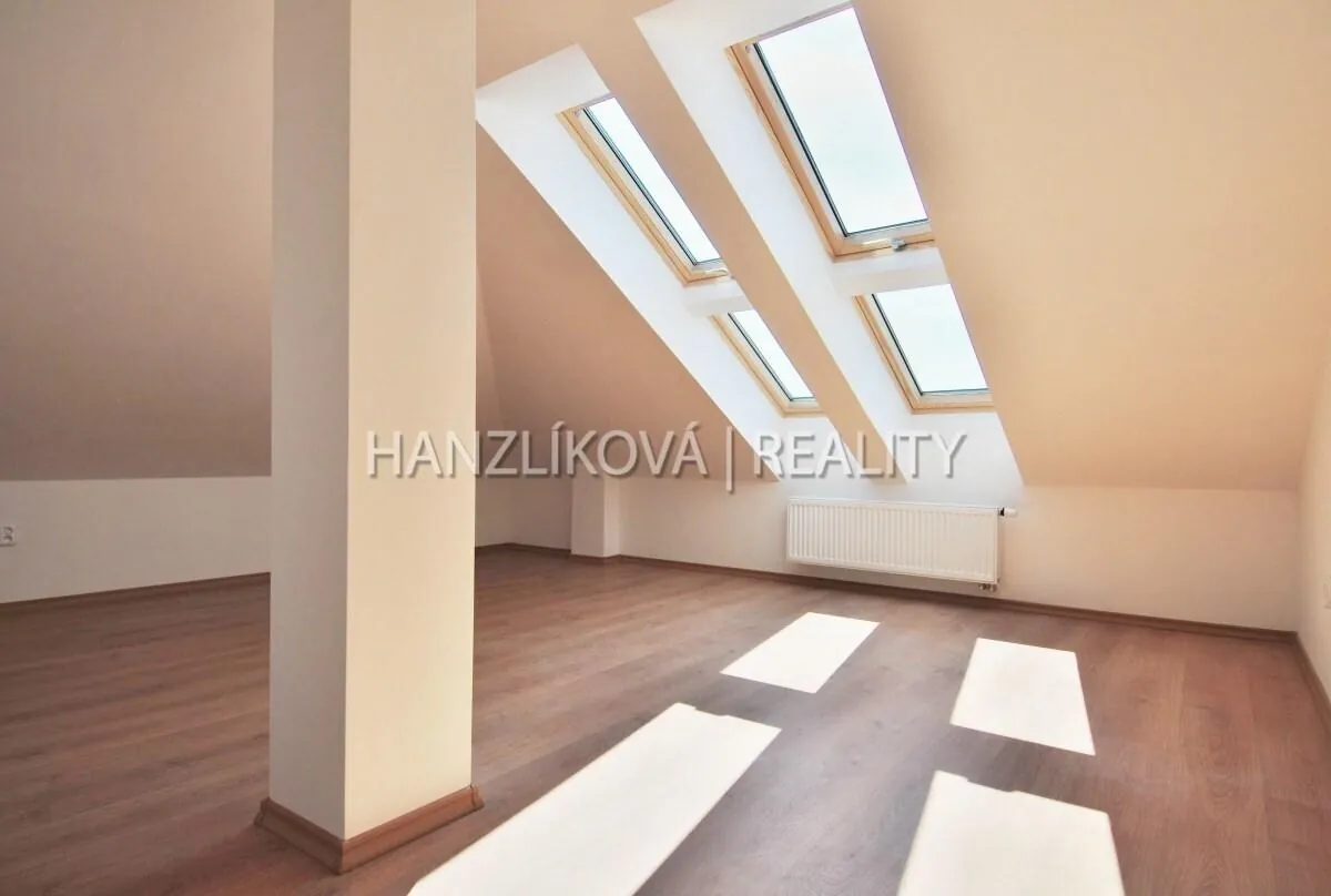 2+kk, J. Plachty 2783/1a, České Budějovice, Jihočeský kraj