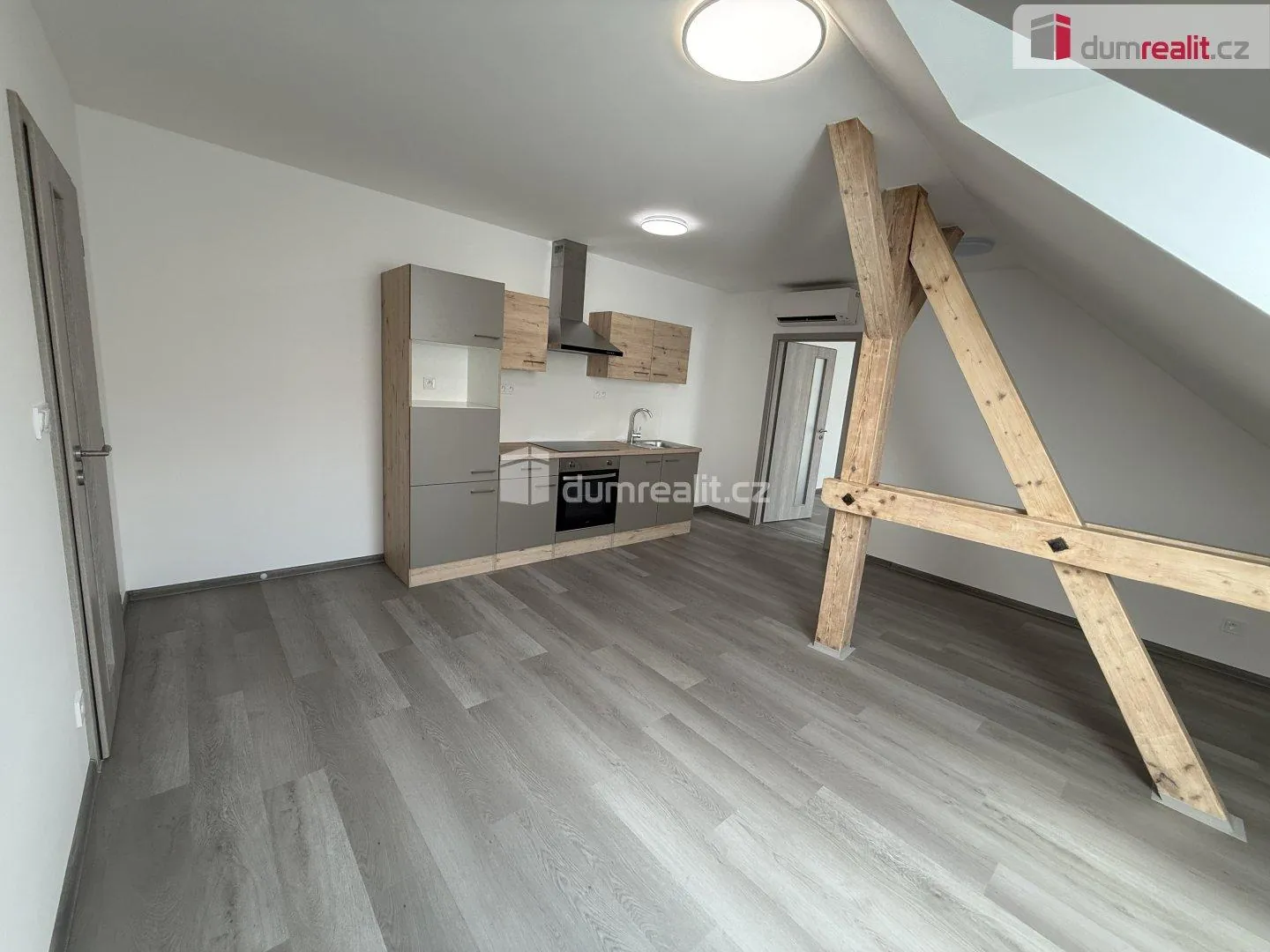 2+kk, Dolní náměstí 50, Město Touškov, Plzeň-sever, Plzeňský kraj