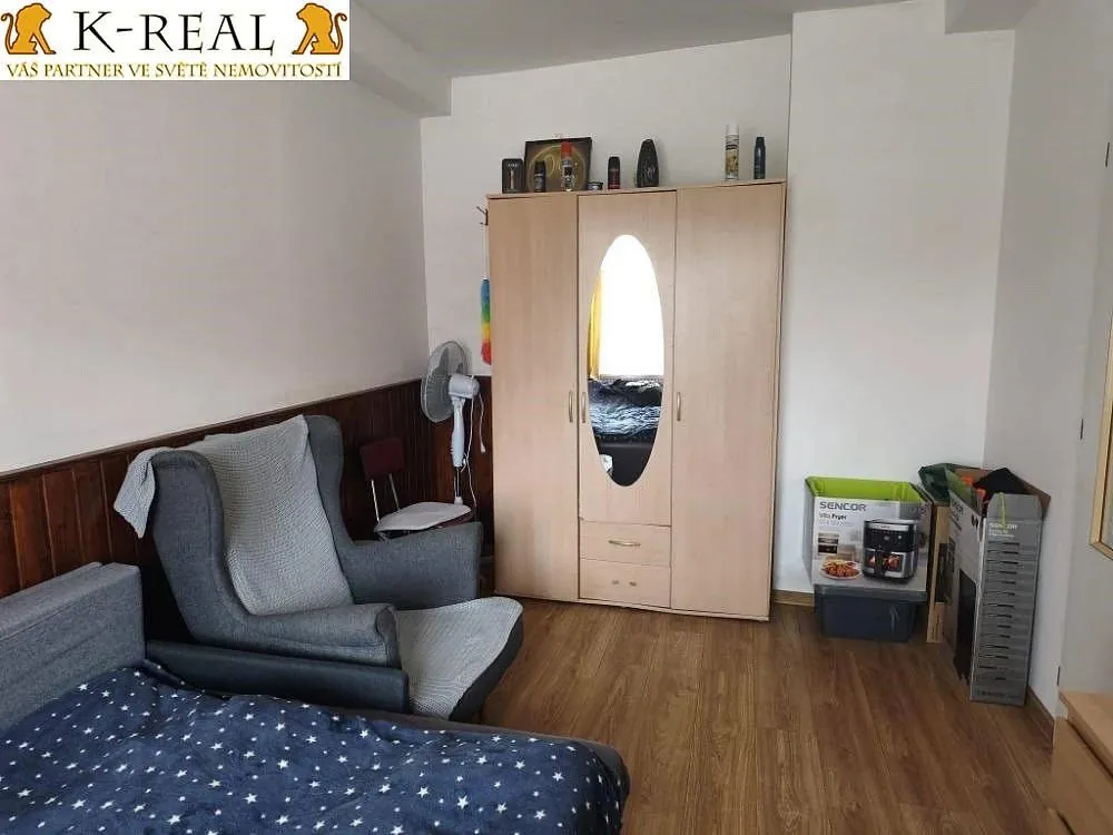 1+1, Božice, Znojmo, Jihomoravský kraj