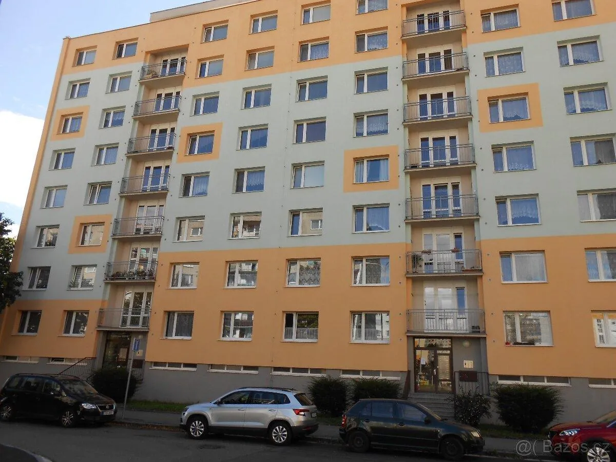 2+1, Kejzlarova, Hradec Králové, Královéhradecký kraj