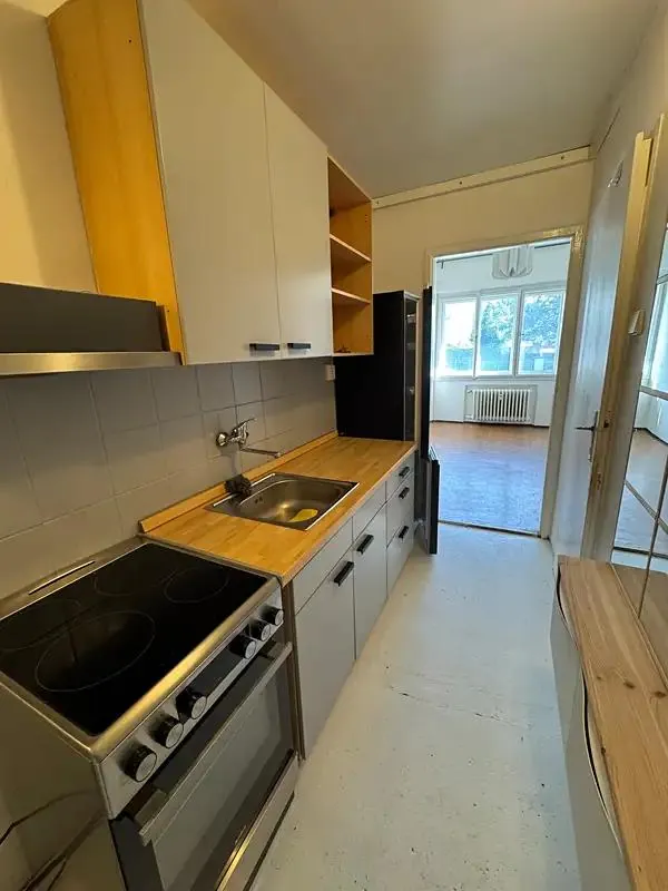 2+kk, Benešovská 2398/42, Praha 10 - Vinohrady