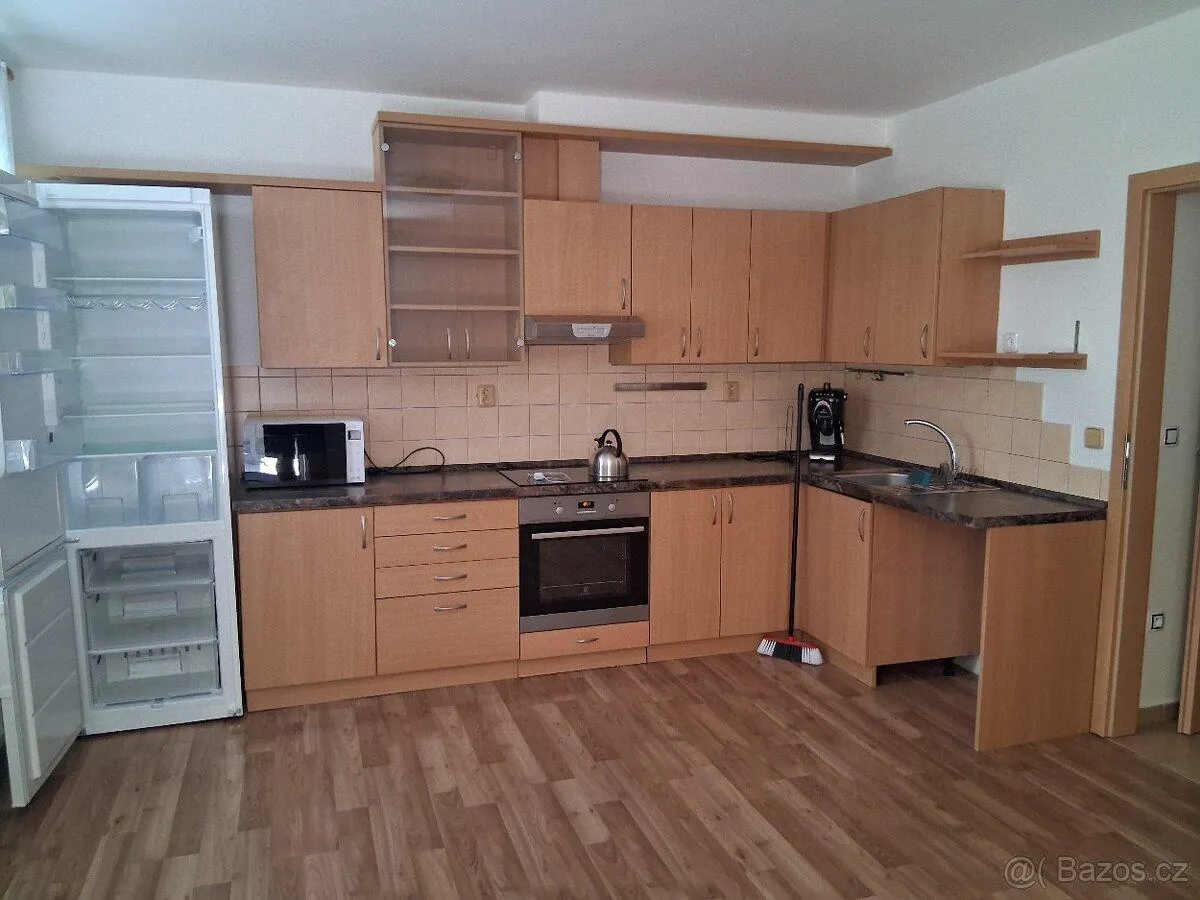 2+kk, Švehlova, Šlapanice, Brno-venkov, Jihomoravský kraj