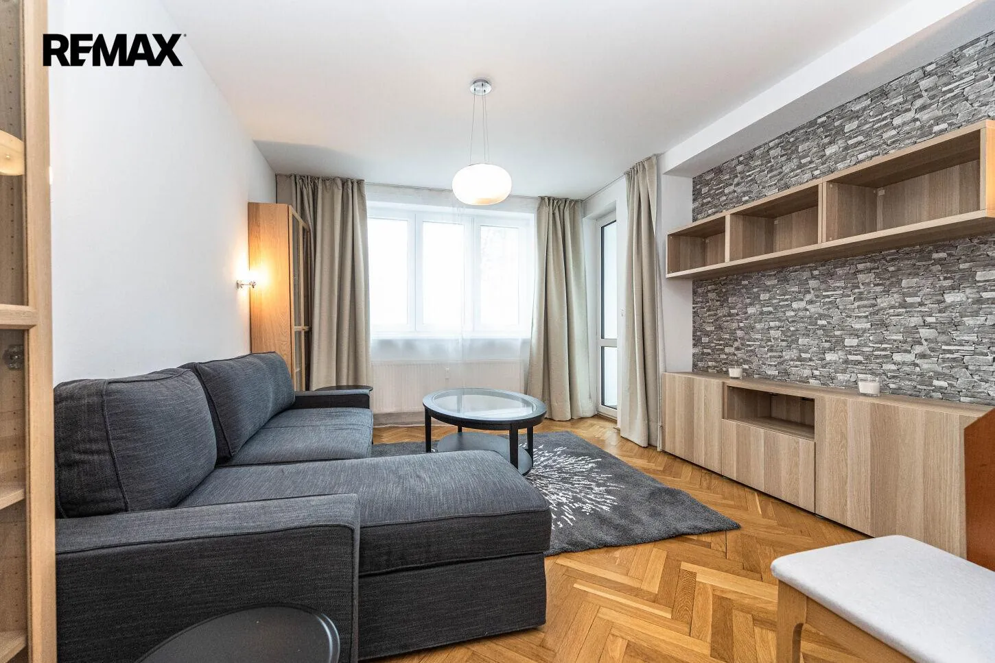 2+1, Petrohradská 3037, Kladno, Středočeský kraj