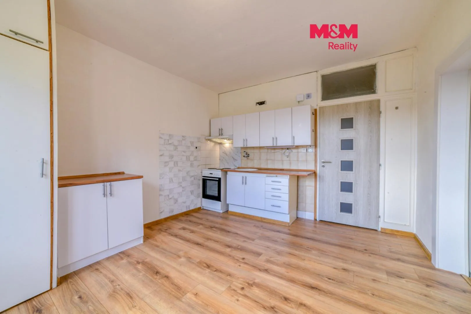 1+1, U Koupaliště 846/20, Karlovy Vary, Karlovarský kraj