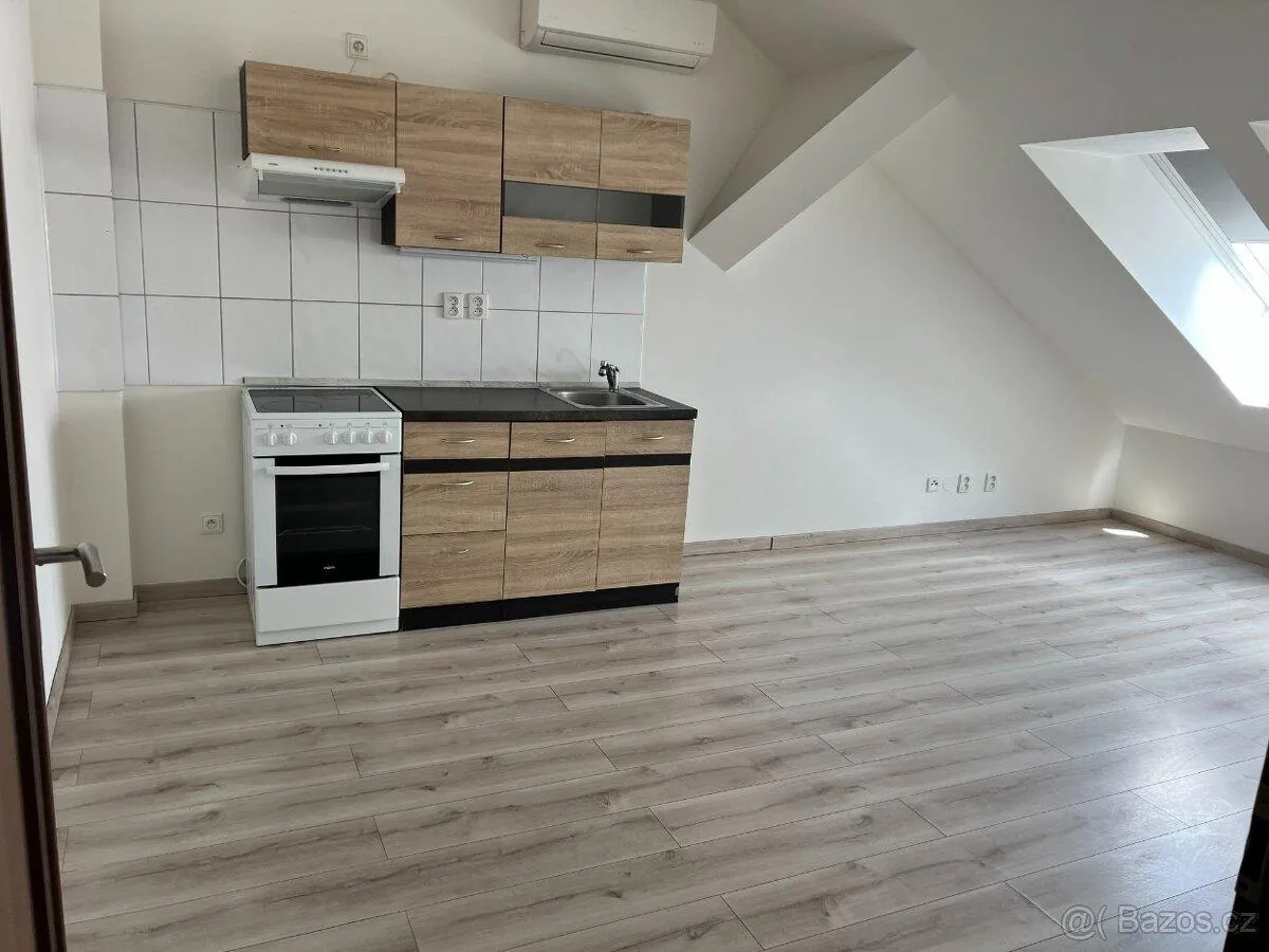 2+kk, Zborovská, Plzeň-město, Plzeňský kraj