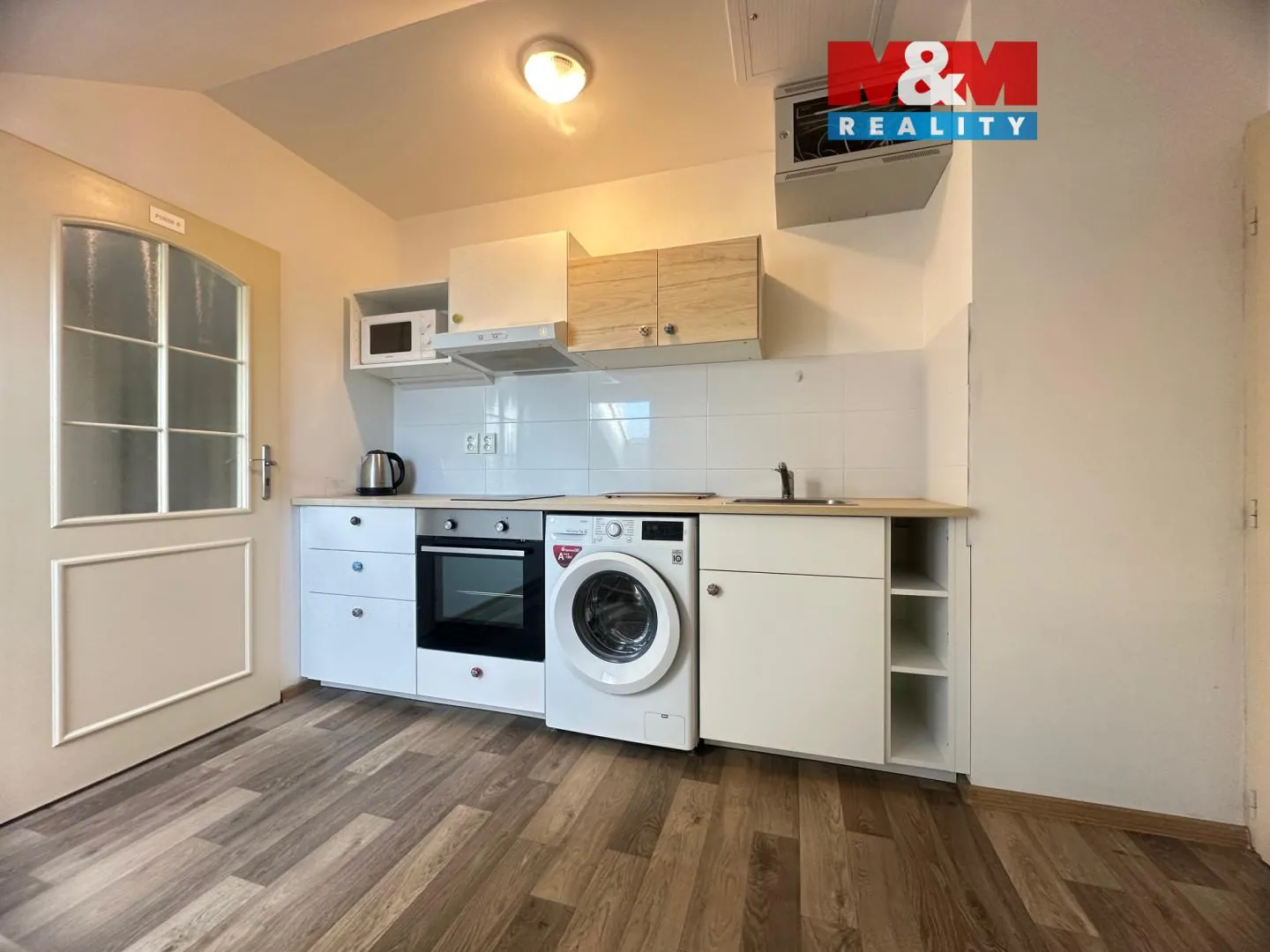 1+kk, 9. května, Mladá Boleslav, Středočeský kraj