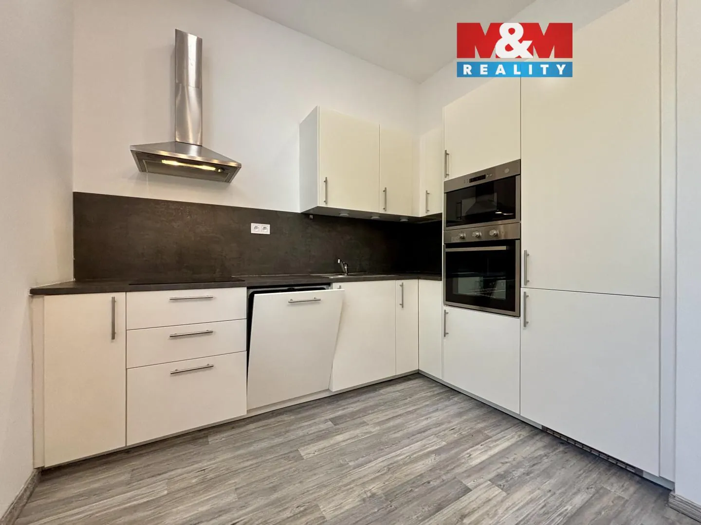 2+kk, Ruská, Ostrava-město, Moravskoslezský kraj
