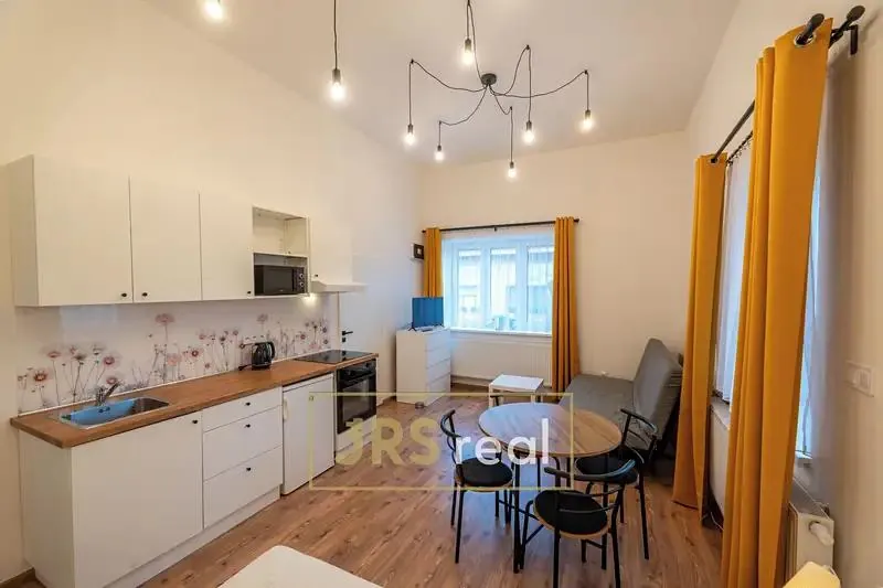 1+kk, nám. sv. Ondřeje 32, Uherský Ostroh, Uherské Hradiště, Zlínský kraj