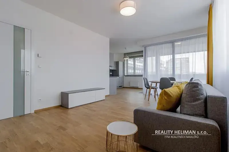 2+kk, Dělnická 336/45, Praha 7 - Holešovice