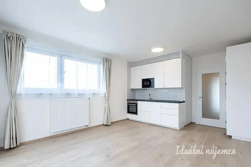 1+kk, Poděbradská 1067/7, Praha 9 - Hloubětín