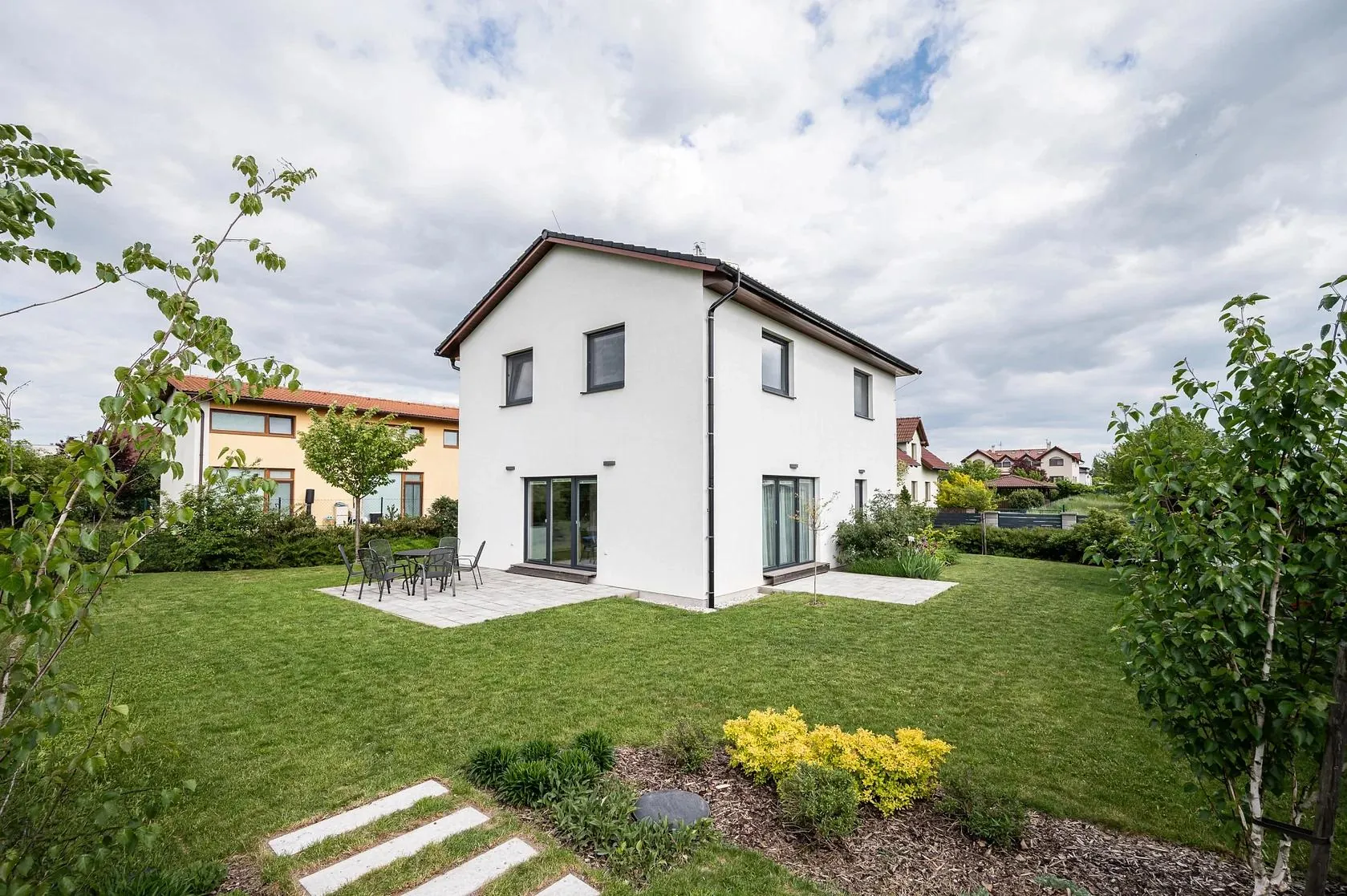 5+kk, Husova 1007, Horoměřice, Praha-západ, Středočeský kraj