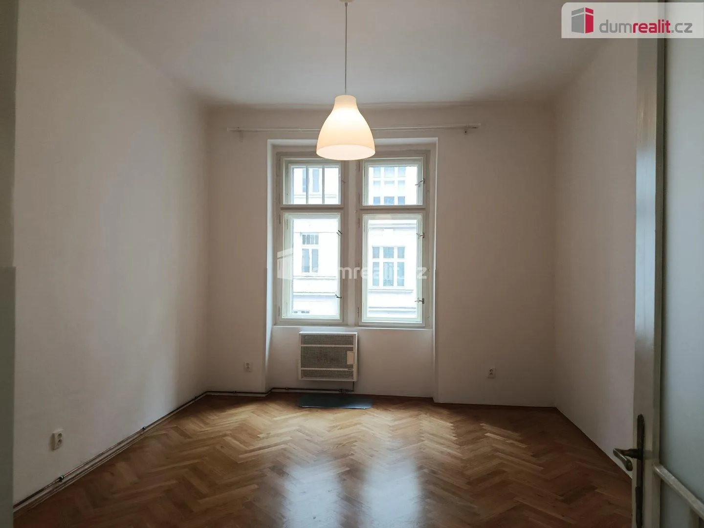 1+kk, Na spojce 86/5, Praha 10 - Vršovice
