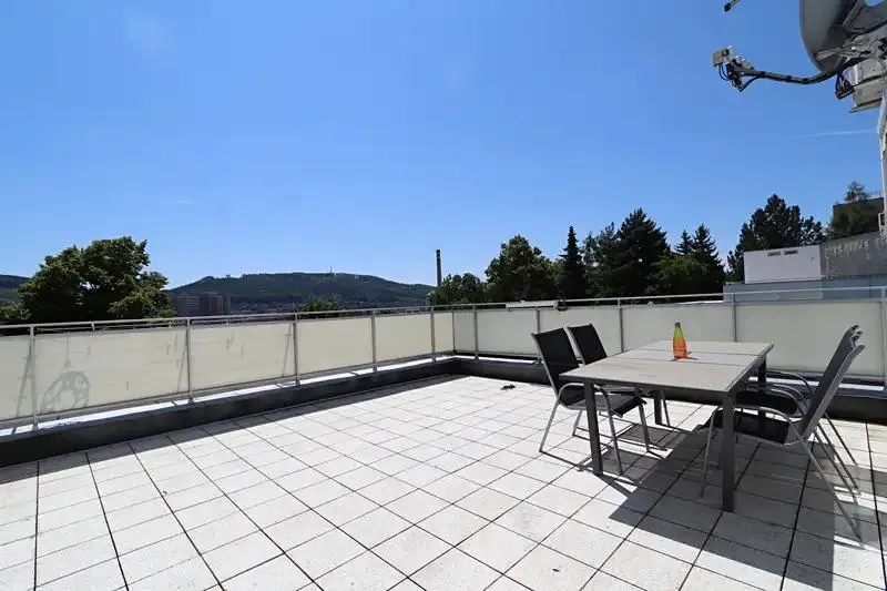 4+1, Nad Stráněmi 4675, Zlín, Zlínský kraj