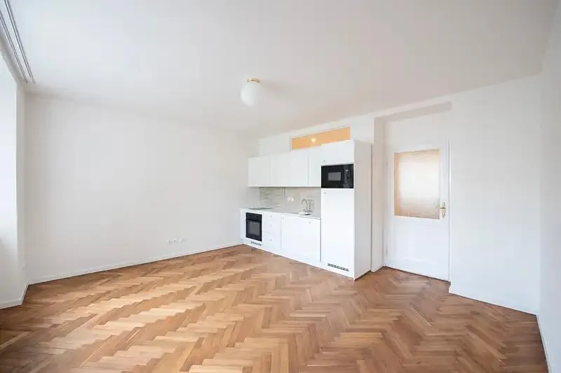 1+kk, Zemědělská 1577/12, Praha 6 - Dejvice