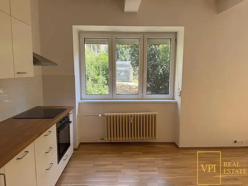 2+kk, K louži, Praha 10 - Vršovice