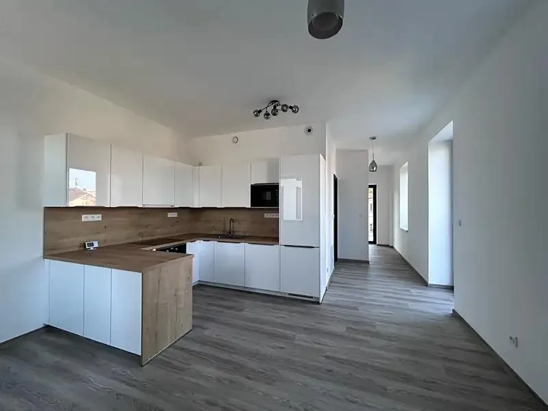 Atypický, Těšínská 1204/19a, Plzeň-město, Plzeňský kraj