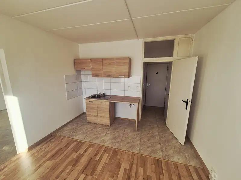1+1, Dukelská, Klášterec nad Ohří, Chomutov, Ústecký kraj