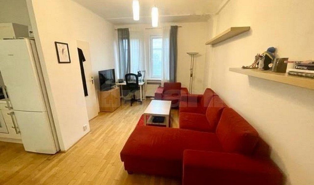 3+kk, Ortenovo náměstí, Praha 7 - Holešovice