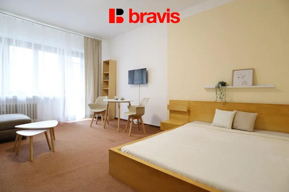 1+1, Bayerova, Brno-město, Jihomoravský kraj