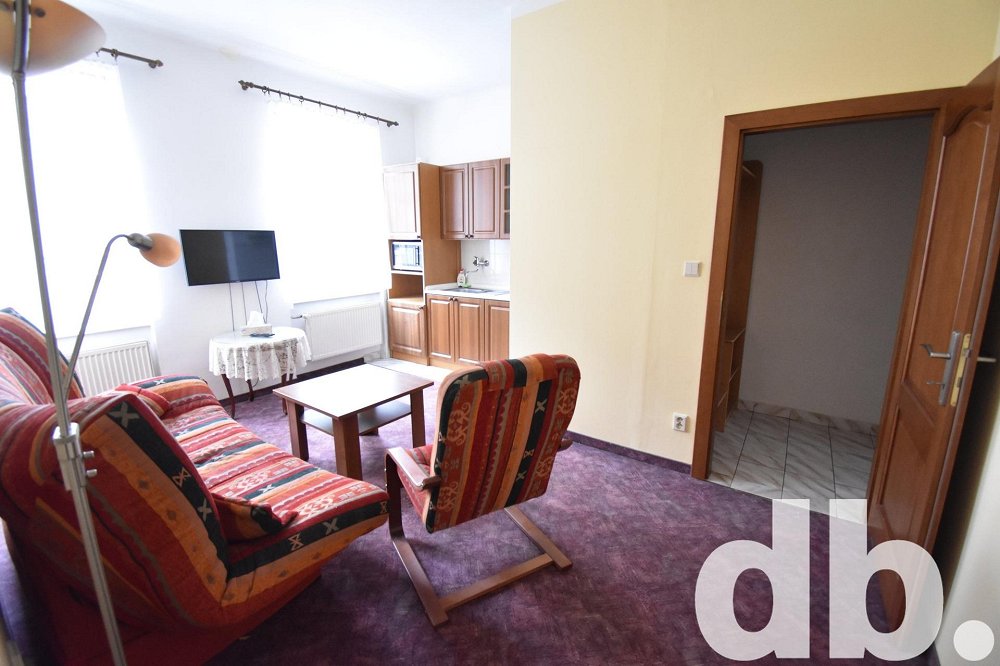 2+kk, Vítězná, Karlovy Vary, Karlovarský kraj