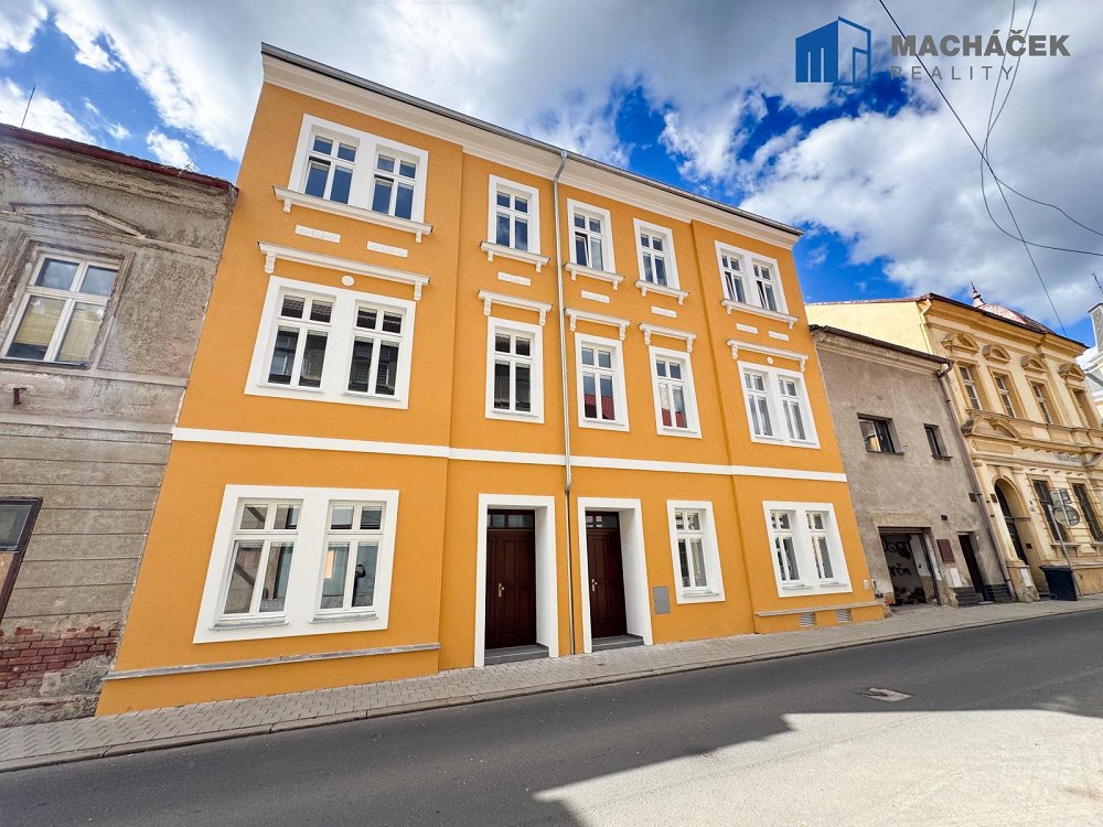 2+1, Míru, Duchcov, Teplice, Ústecký kraj