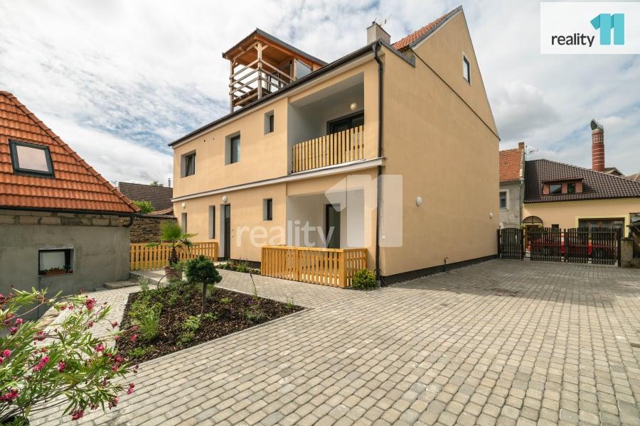 2+1, Dubová, Kouřim, Kolín, Středočeský kraj