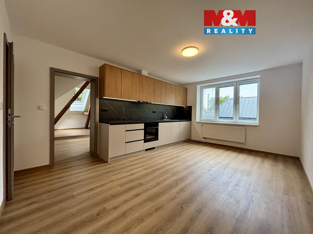 2+kk, Ruská, Ostrava-město, Moravskoslezský kraj