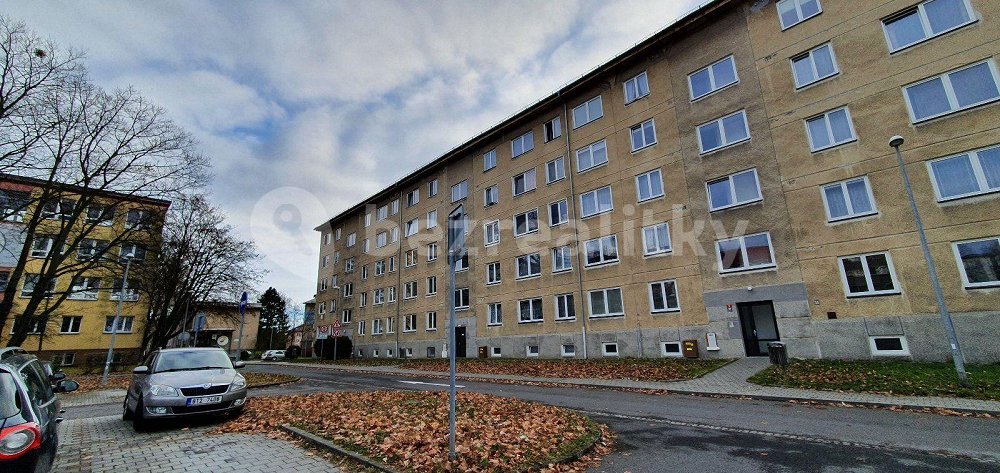 4+1, Karla Čapka, Havířov, Karviná, Moravskoslezský kraj