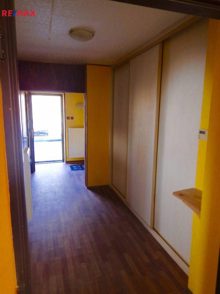 6 a více, Chvatěruby, Mělník, Středočeský kraj