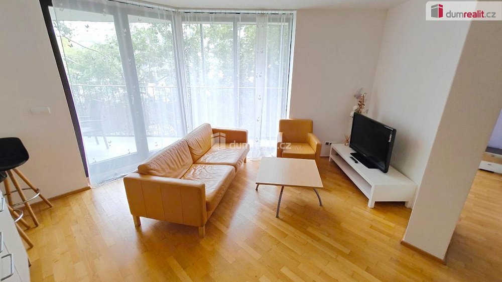 2+kk, Pitterova, Praha 3 - Žižkov
