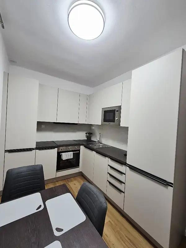 2+1, Sady pionýrů, Lovosice, Litoměřice, Ústecký kraj