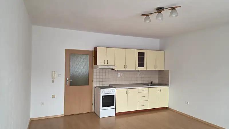 1+kk, nám. 3. května, Otrokovice, Zlín, Zlínský kraj