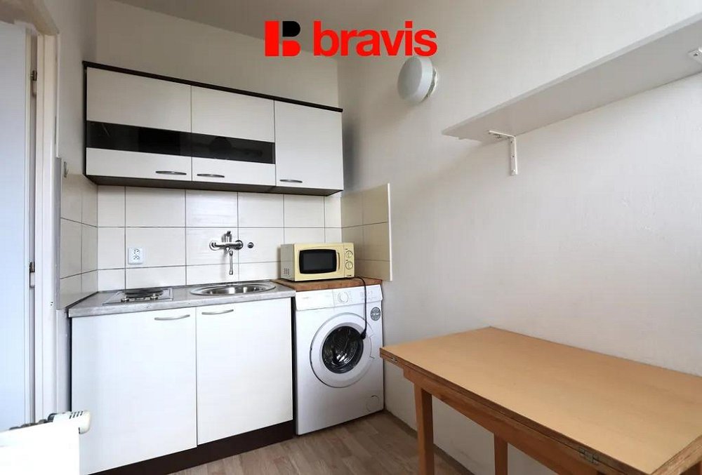 1+1, Halasovo náměstí, Brno-město, Jihomoravský kraj