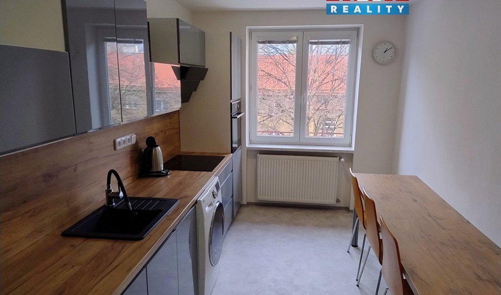2+1, náměstí Svaté Hedviky, Opava, Moravskoslezský kraj