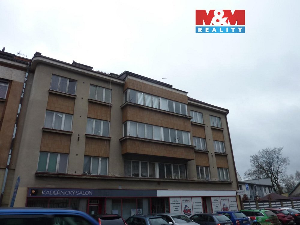 1+1, Husova, Hronov, Náchod, Královéhradecký kraj
