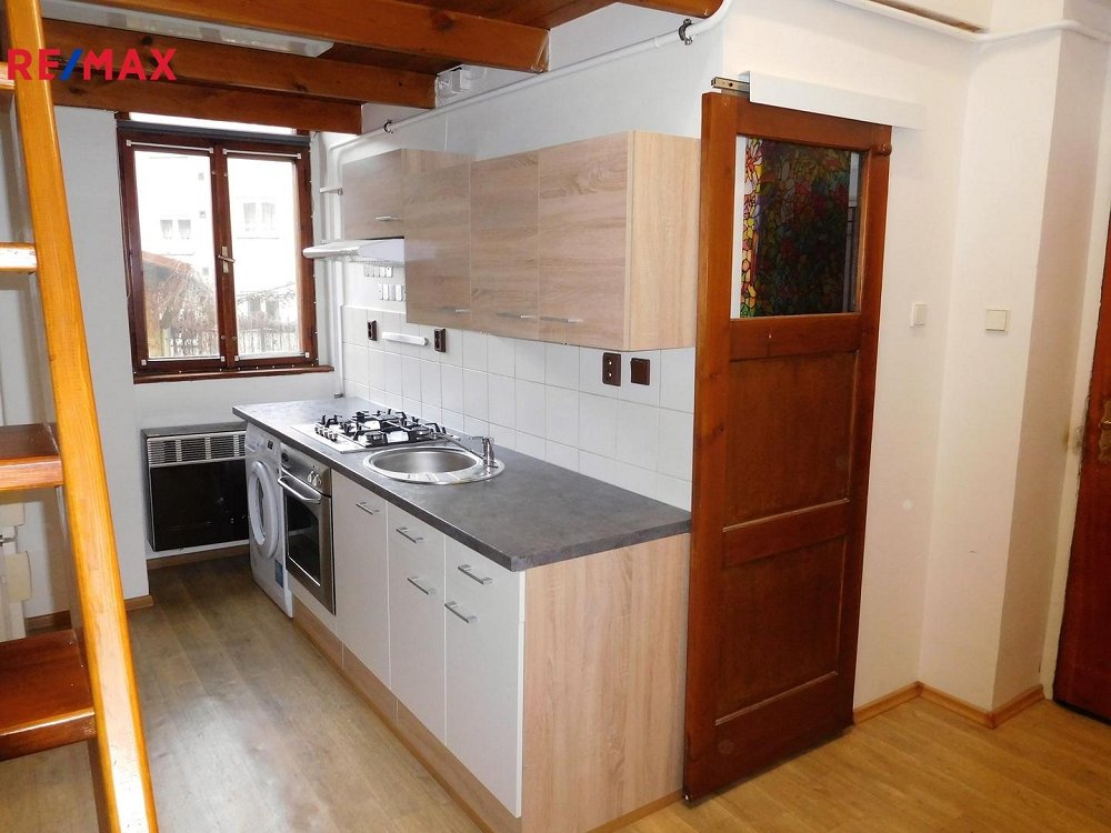 1+1, Stroupežnického, Ústí nad Labem, Ústecký kraj