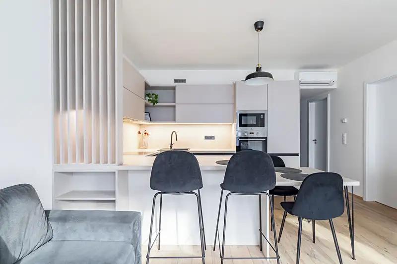 2+kk, Sokolovská, Praha 8 - Karlín