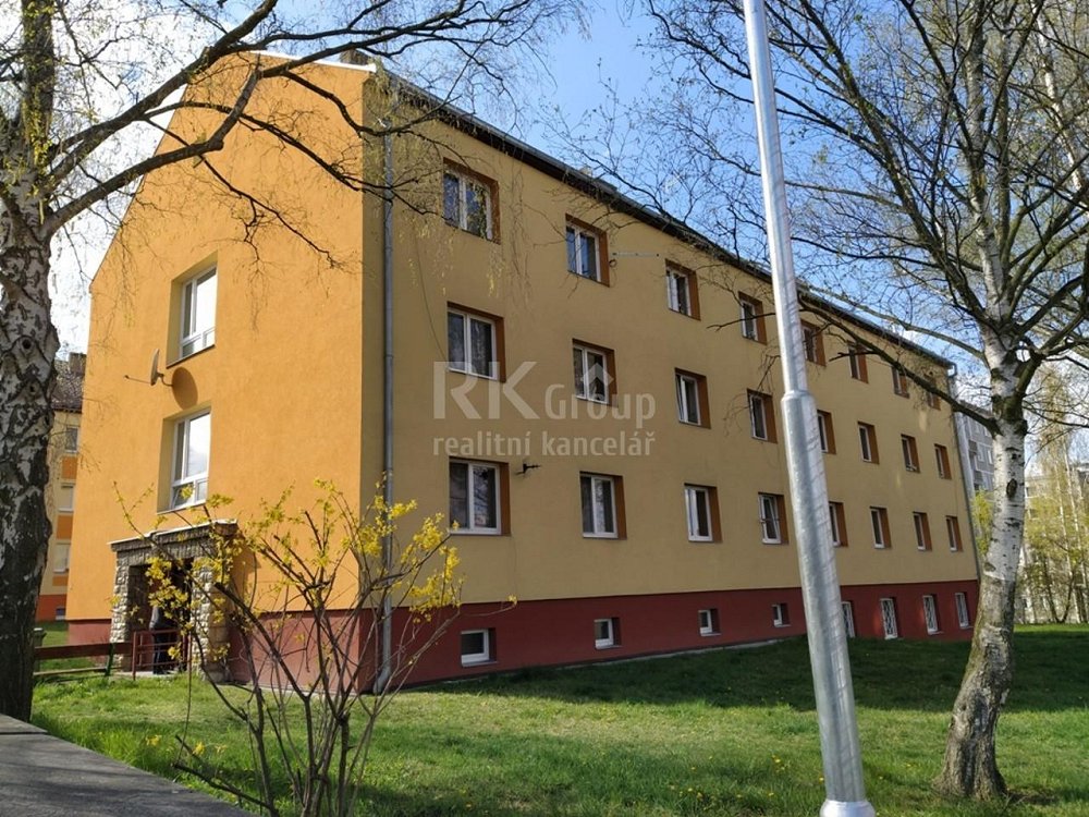 1+1, Rabasova, Slaný, Kladno, Středočeský kraj