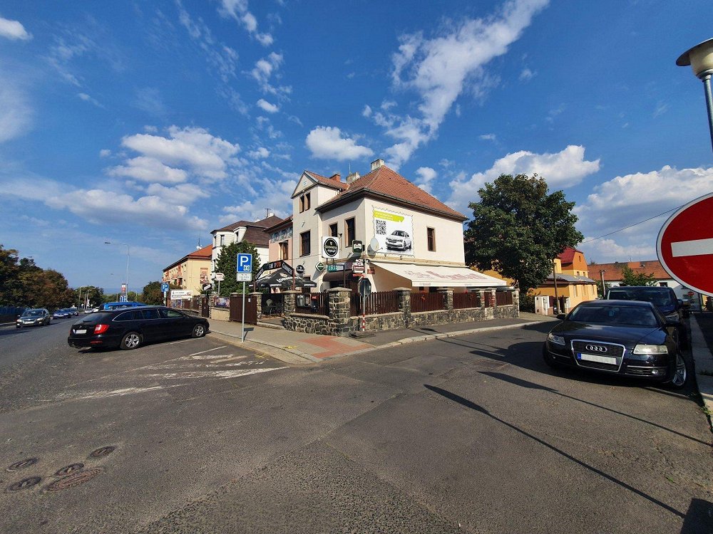 2+1, J. Š. Baara, Most, Ústecký kraj