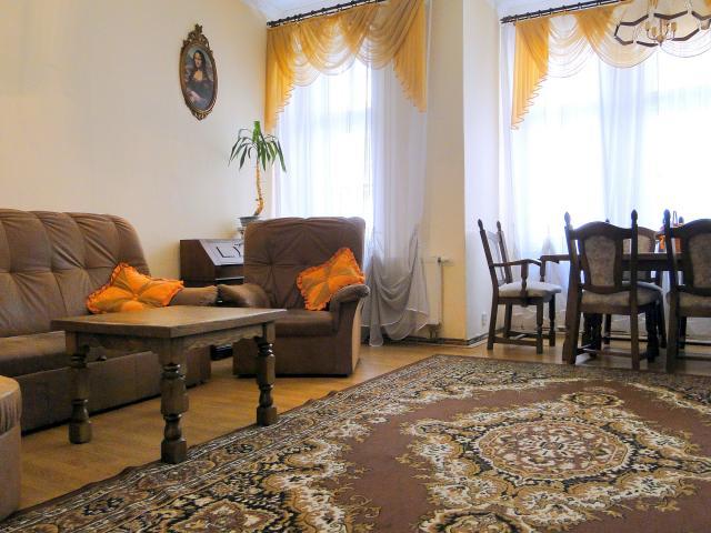 3+1, Bulharská, Karlovy Vary, Karlovarský kraj